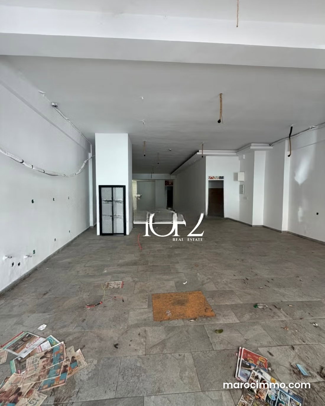Local commercial 272 m², Centre Tanger, emplacement stratégique — Tanger