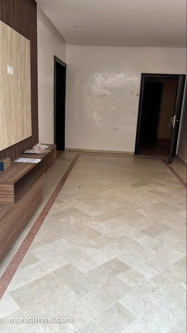 Apartment Rental in Guéliz. 3 Comfortable Bedrooms. Concierge Service Available — 4