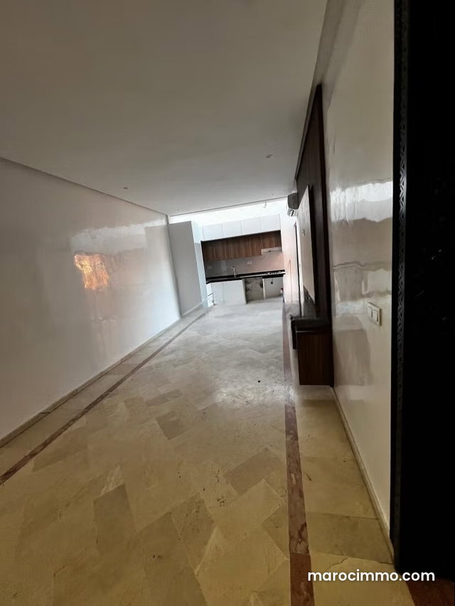 Apartment Rental in Guéliz. 3 Comfortable Bedrooms. Concierge Service Available — 2