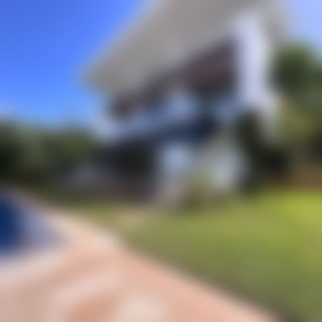 Villa 700 m² sur 1785 m² de jardin avec piscine, Ville Verte Bouskoura — Bouskoura