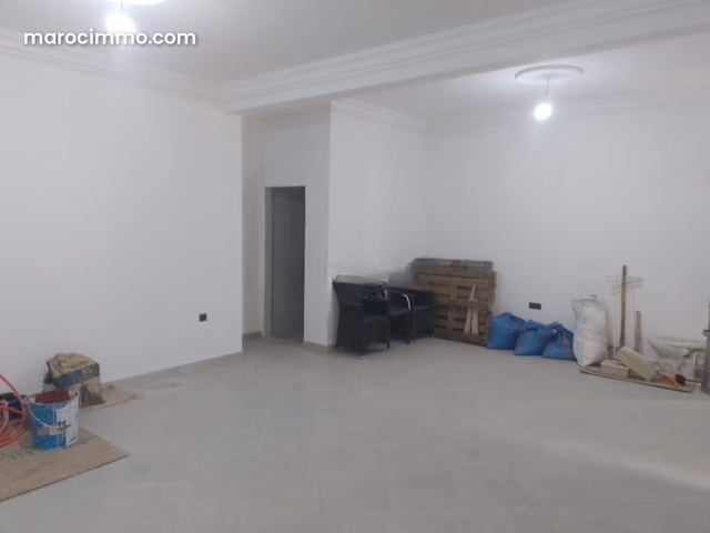 Magasin commercial à louer à Amsernate — Agadir