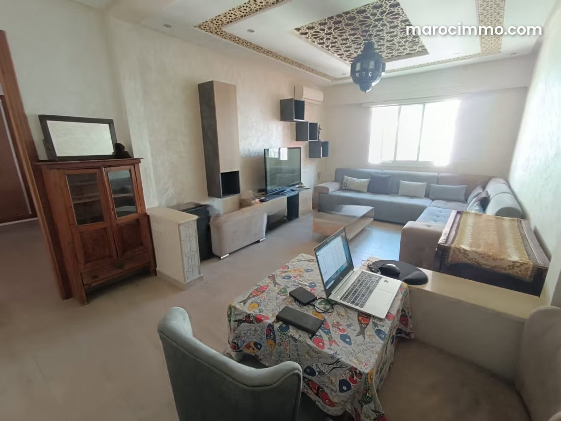Appartement meublé avec terrasse et garage à Kénitra Val Fleury — Kénitra