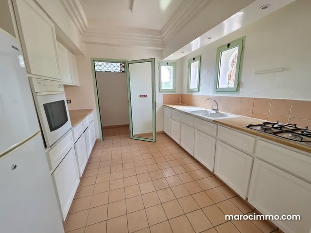 Duplex 222m² avec terrasses circuit de la palmerai — 4