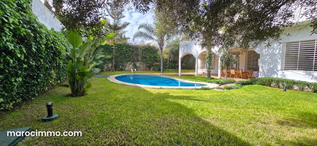 Villa à Louer usage Bureau Sidi Maârouf 1050m² — 3