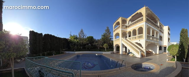 Villa de Prestige avec Vue Mer & Montagne à Illigh — Agadir