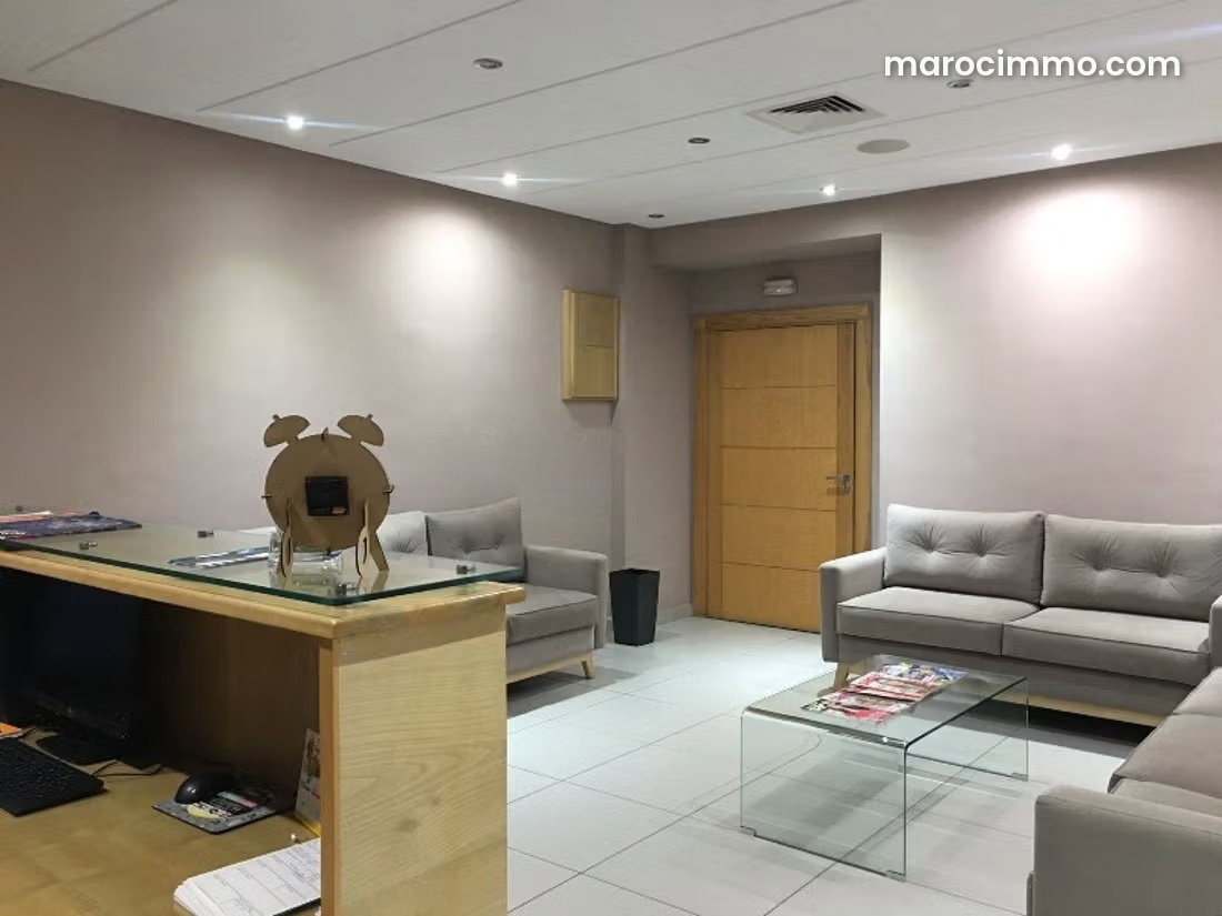 125 sqm Office for Rent in Casablanca's Hospitals District — Casablanca