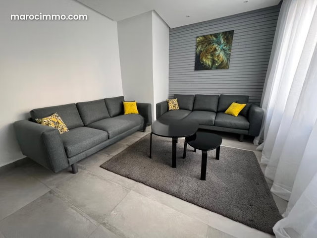 Location Studio VIDE Quartier Triangle d’or — 2