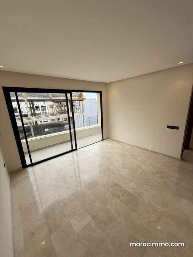 Studio neuf a louer — 5