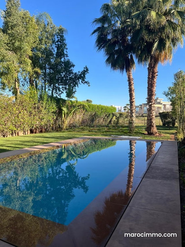 Villa louer à Route de tahnoute Surface totale 400 m² — 3
