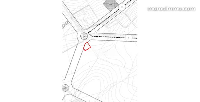 Terrain Commercial d’Exception à Vendre BOUSKOURA — 3