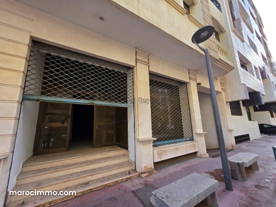 162 sqm Commercial Premises, Racine, Casablanca: Strategic Location — Casablanca