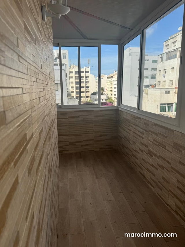 Bel appartement à vendre à Les Hôpitaux. Surface de 143 m². Ascenseur — 4