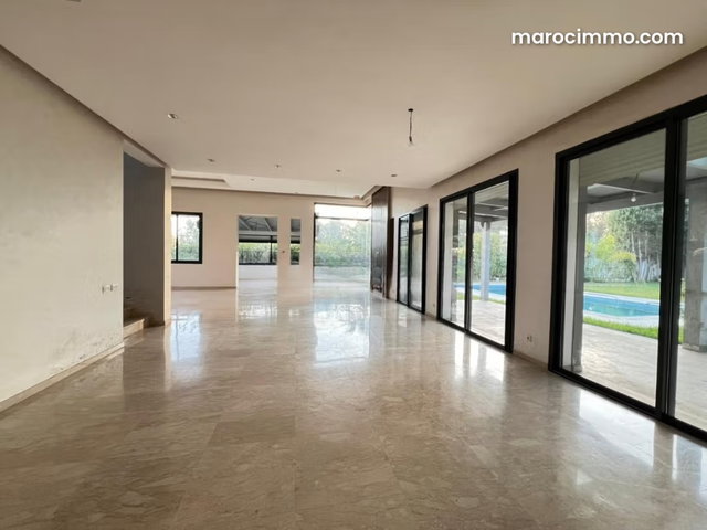Isolated Villa for Rent in Ville Verte — 5