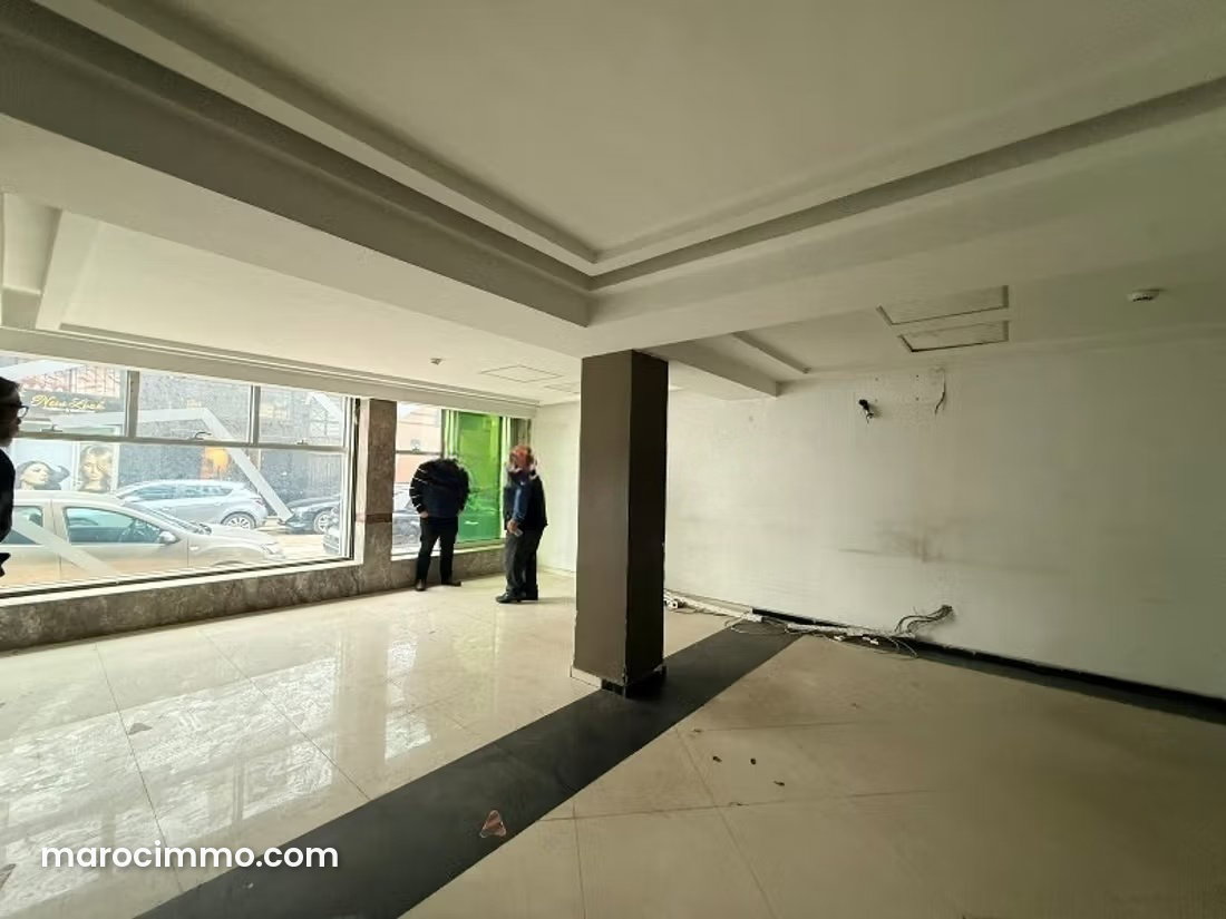 350 m² Commercial Space, City Centre, Casablanca — Casablanca