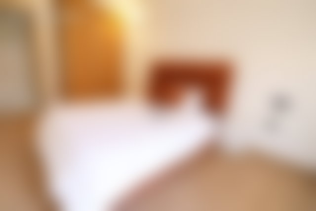 Furnished Apartment with Terrace and Pool in La Palmeraie — 4