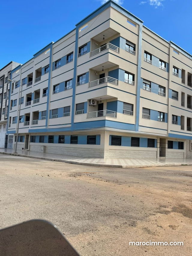 Apartment for sale in Saïdia. Total area 62 m². Traditional living room, general parabolic antenna — Saidia
