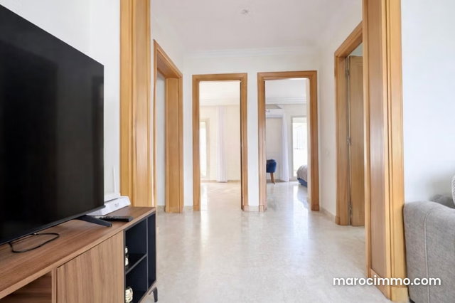 Bel appartement de standing meublé à louer — 5