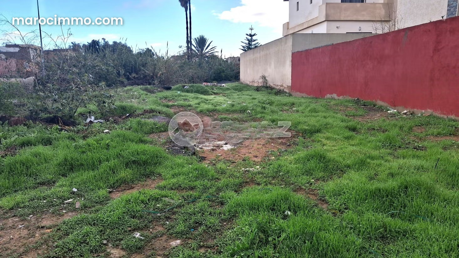 Terrain 304 m² titré à Bouskoura centre, prêt à bâtir — Bouskoura