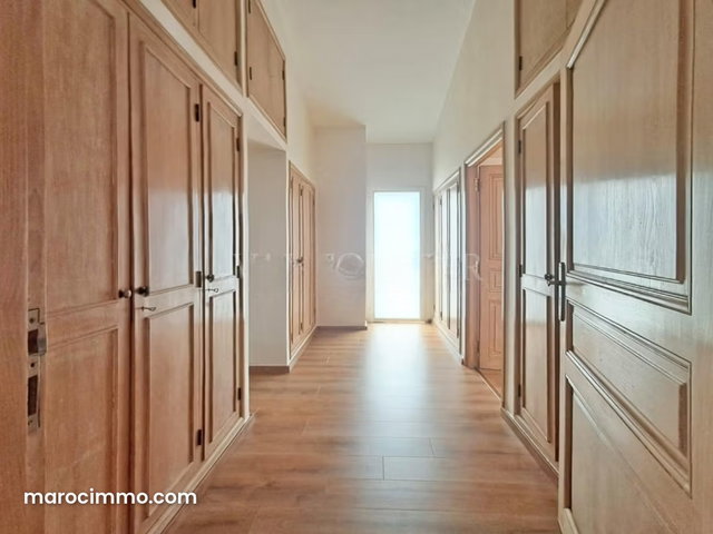 Location Très belle villa 615m2 au quartier Laymoune à Proximité de Casa Finance City — 5