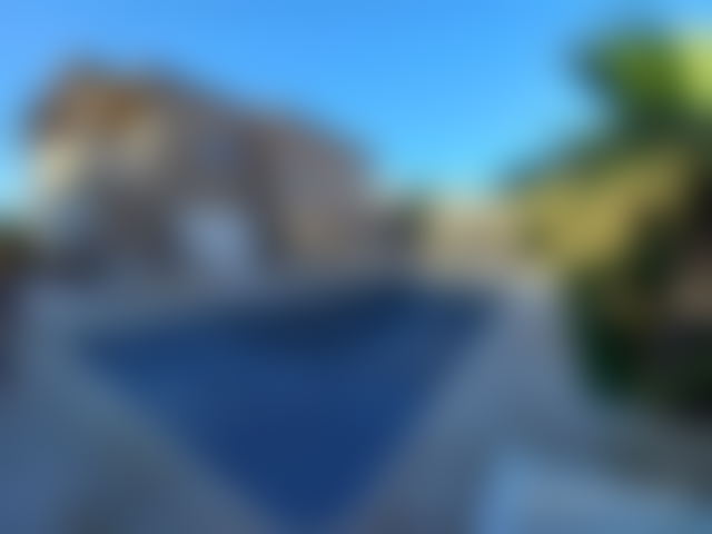 900 sqm Villa with Pool and Garden, Riyad, Rabat — Rabat