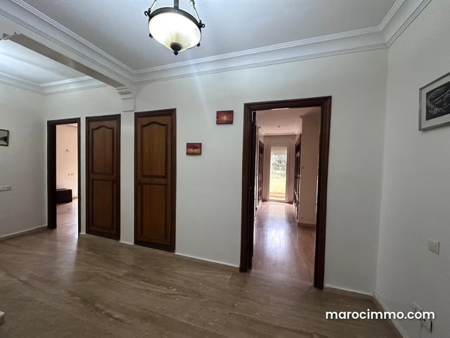 Villa à vendre – Quartier Californie – Casablanca — 4