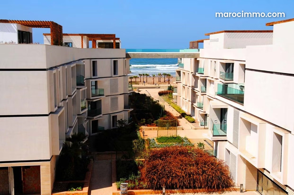 111 sqm Apartment, 2 Bedrooms for Sale in Dar Bouazza, Sea View — Dar Bouazza