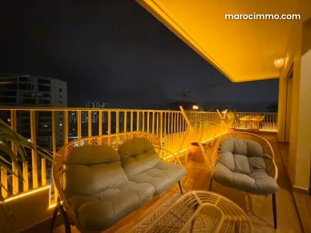 Superbe penthouse meublé à CFC à louer — 2