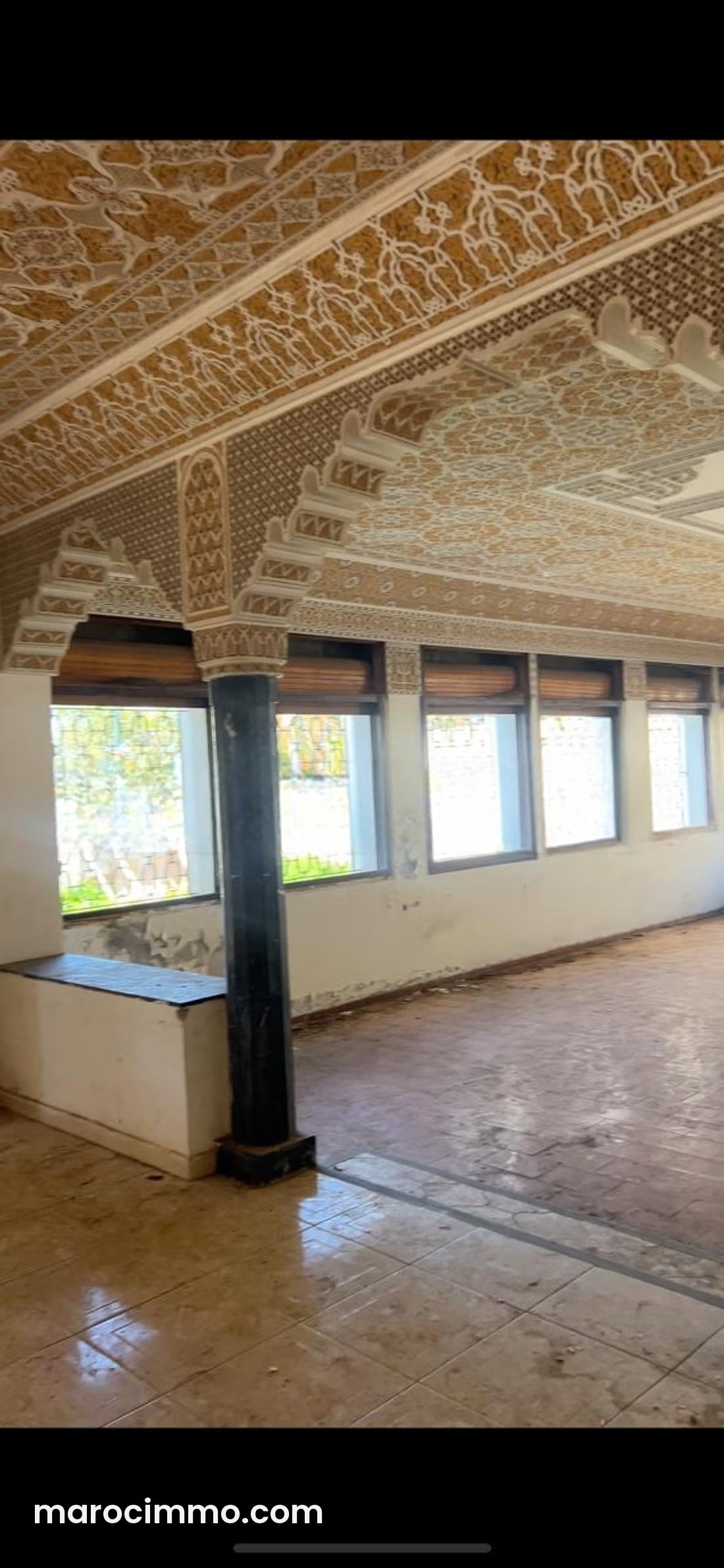 1,887 m² Plot in Souissi, Rabat, Commercial Zoning R2 — Rabat