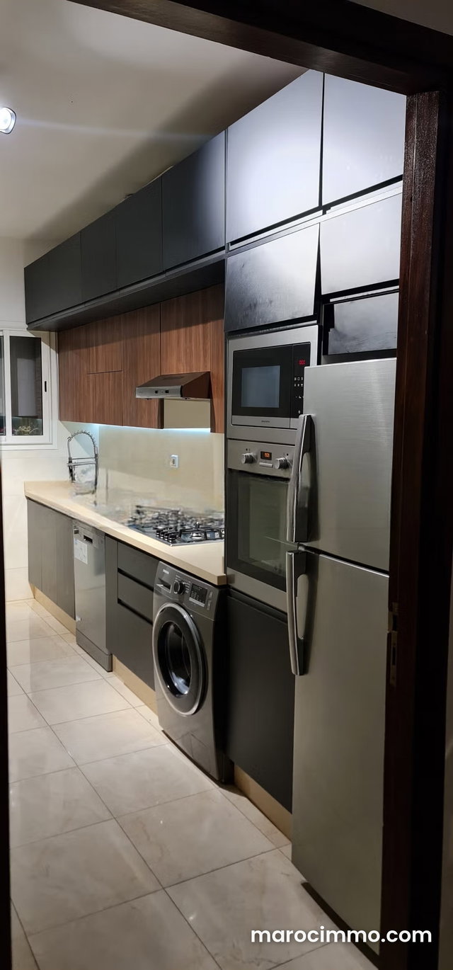 Bel appartement à vendre à L'Ocean. 3 grandes pièces. Ascenseur et stationnement — 5