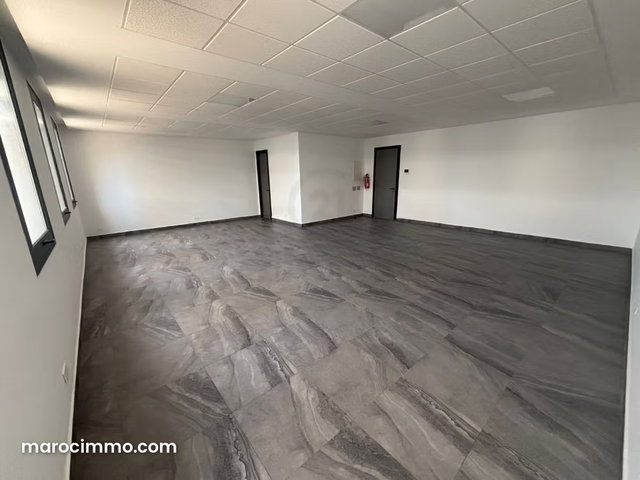 Bureau neuf open space a louer cfc 6 eme etage — 5