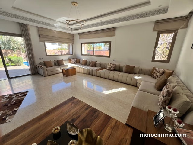 Villa de luxe à vendre à AKENZA Route de l'Ourika. Superficie 400 m² — 3