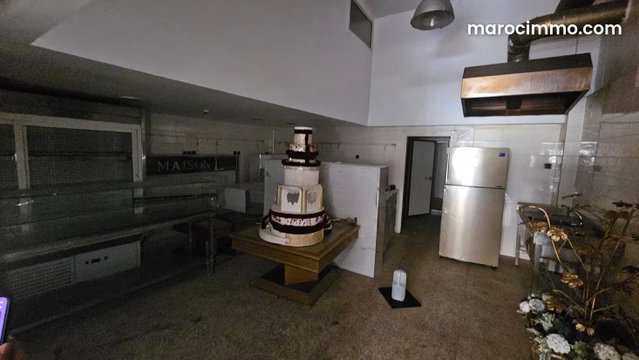 Local commercial 190 m2 proche clinique badr — 2