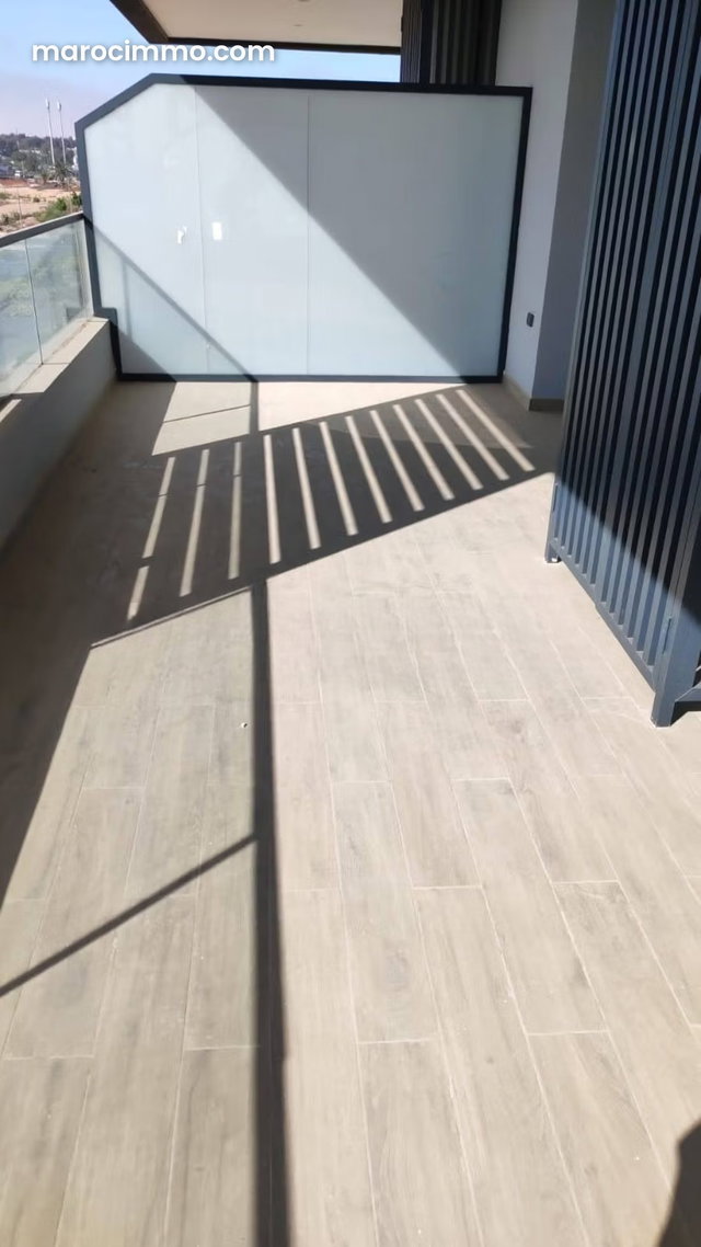 New studio for rent in CFC, large balcony without vis a vis — 5