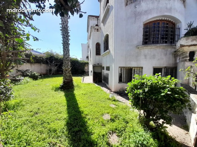 Villa à vendre sur Hay AL HANAA — 2