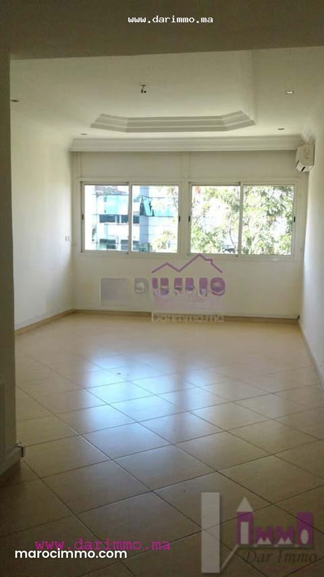 Joli bureau à l'Agdal — Rabat
