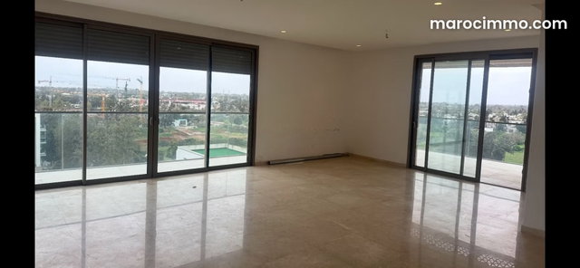 À Vendre: Superbe Penthouse à Souissi Orangerie — 2