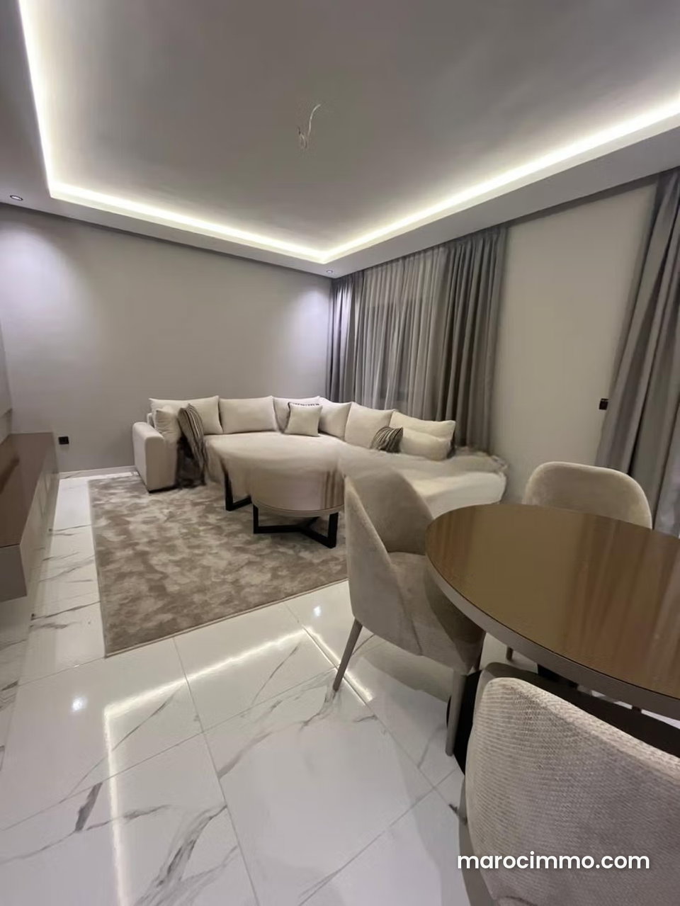 Luxueux appartement à louer de 2 chambres