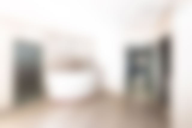 150 m² Office for Lease, Riyad, Rabat, Boulevard Visibility — Rabat