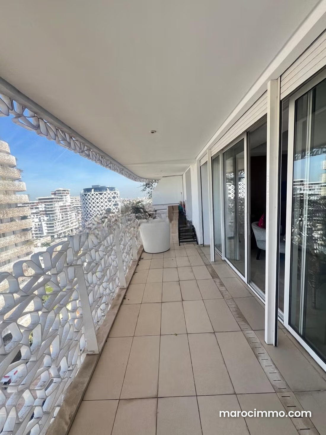 142 sqm Apartment in Casablanca Finance City, Panoramic Views, 13th Floor — Casablanca