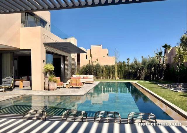 Villa de Luxe 4 Suites à Vendre CVE26072 — 2