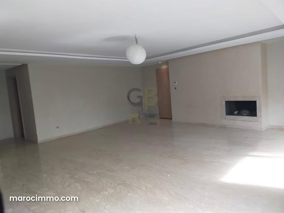 Apartment with Private Garden in Hay Riad, Rabat — Rabat