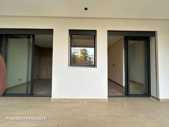 Duplex RDC 1er Neuf à louer Souissi — 5