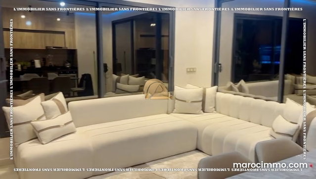 Villa vide de 401 m² à vendre avec piscine privée – Targa — 2