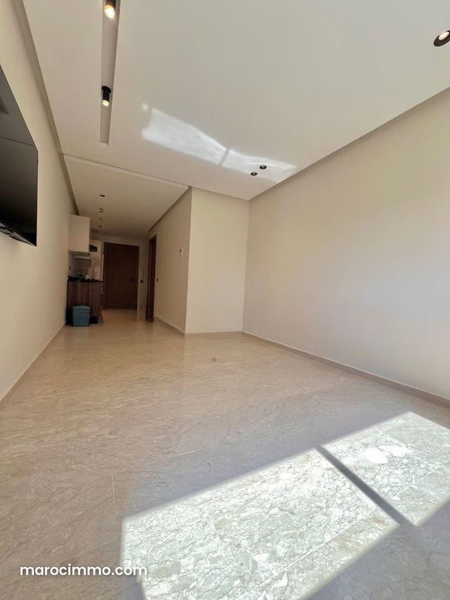 Appartement neuf 1 chambre – Plein Sud – Proche Hôpital Cheikh Khalifa — 3