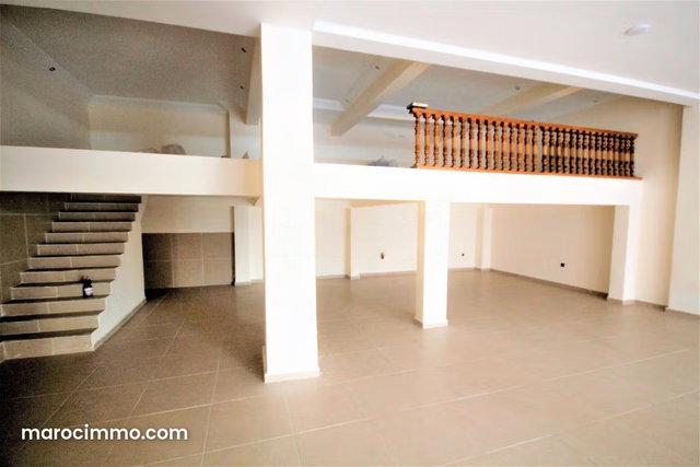 Maarif centre loue splendide magasin double rideau — 2