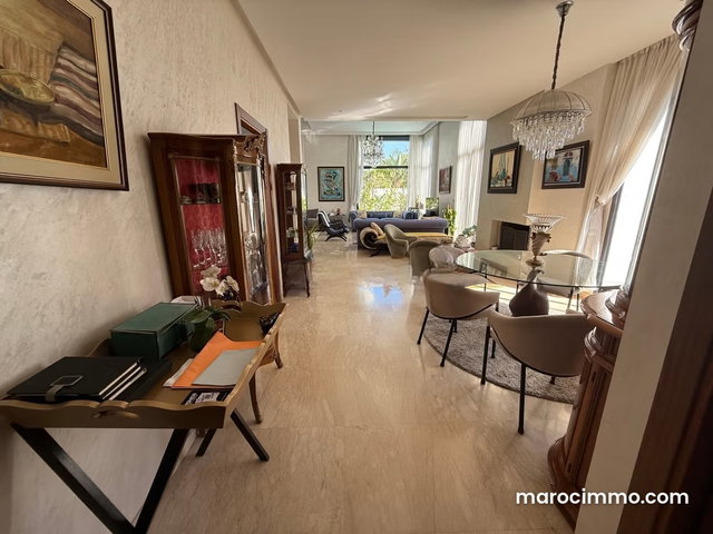 Villa de luxe à vendre à Dar Bouazza. 3 chambres agréables. Meublé — 2