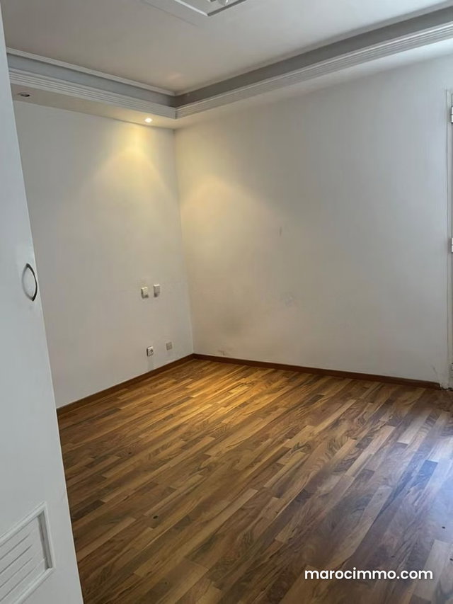Apartment for rent in Tantonville. 123 m². Elevator and terrace — 4
