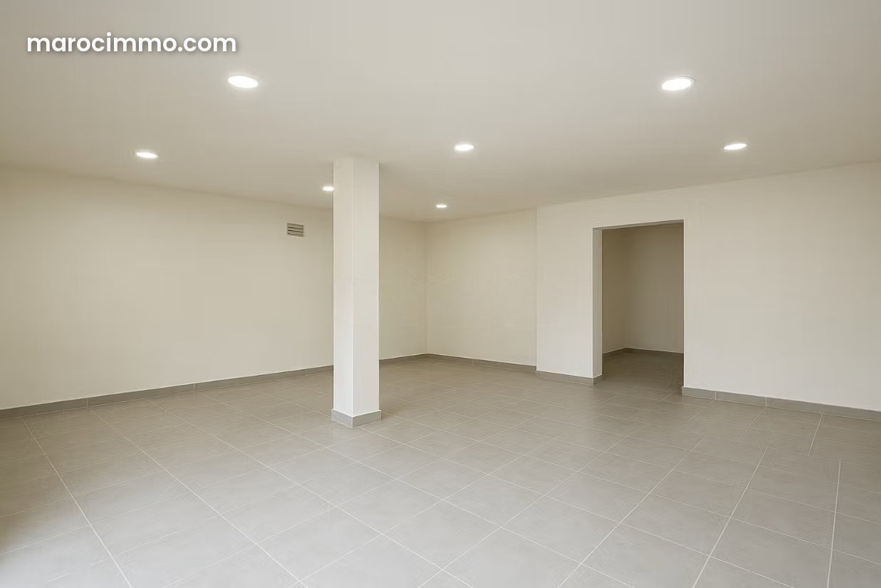 52 m² Commercial Premises on Avenue Abdelkrim El Khattabi, Marrakech — Marrakesh