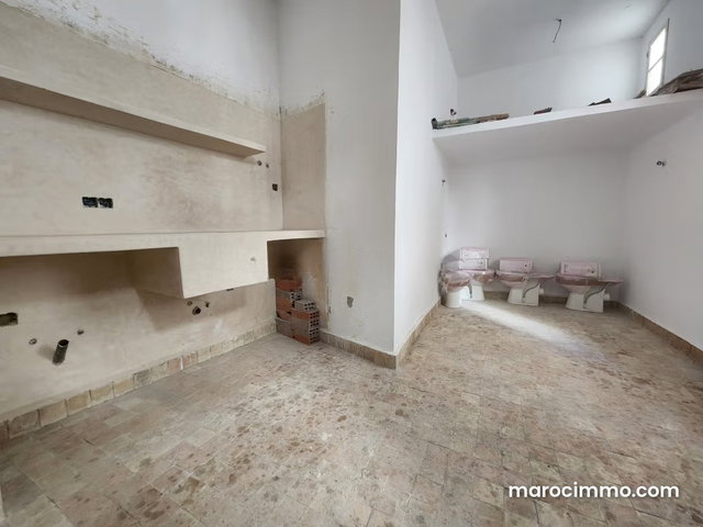Maison à fort potentiel locatif avec deux espaces — 5