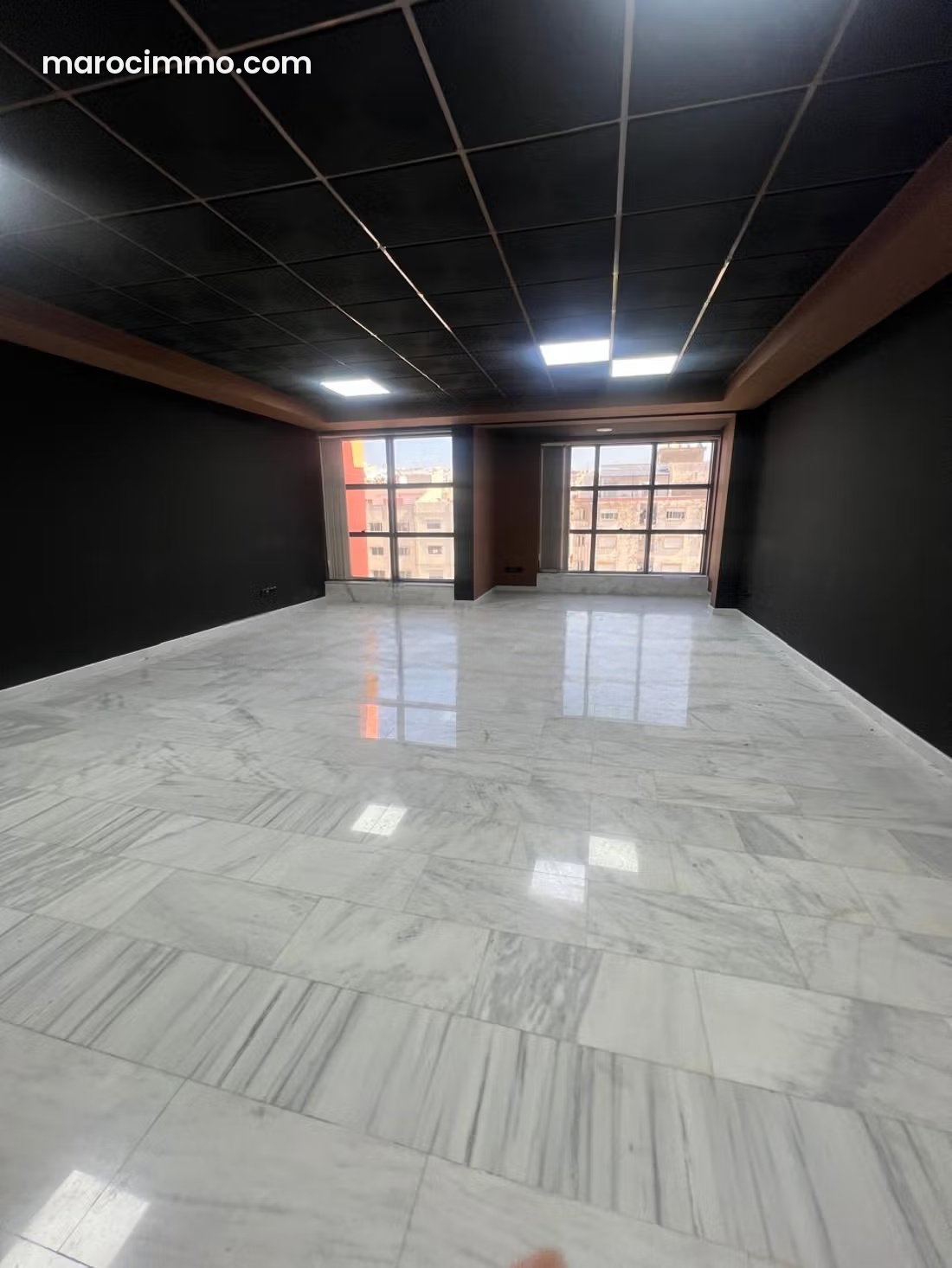 57 m² Office in Tangier City Centre, Well-Maintained Building — Tangier